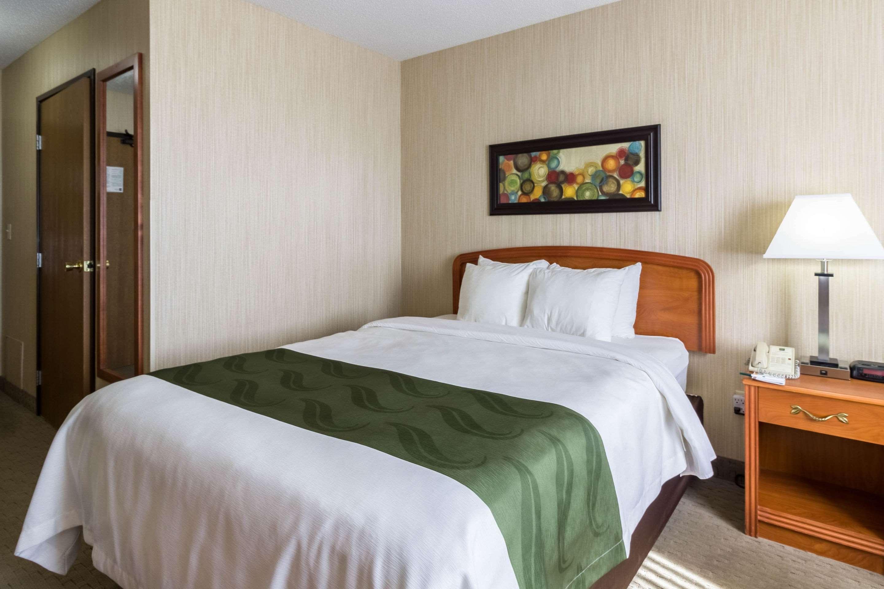 Quality Inn Marshall Mn Near University Exterior foto